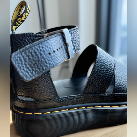 Dr. MARTENS SANDAL - Picture 5 of 11